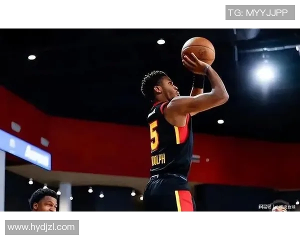 浙江男篮抢先签约德甲得分王兰道夫助力球队冲击新赛季辉煌 浙江男篮抢先签约德甲得分王兰道夫助力球队冲击新赛季辉煌